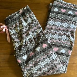 Bobbie & brooks fleece pajama bottoms. Womens size Medium.